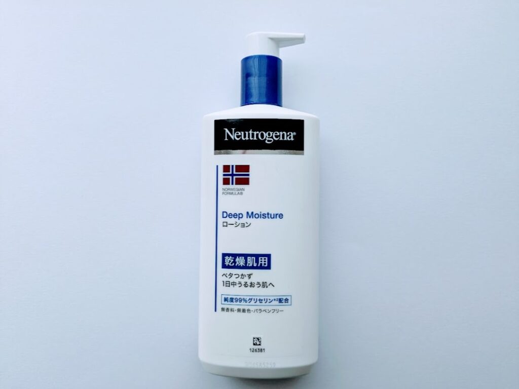 ニュートロジーナ ディープモイスチャー ローション（青ポンプ）のボトル外観